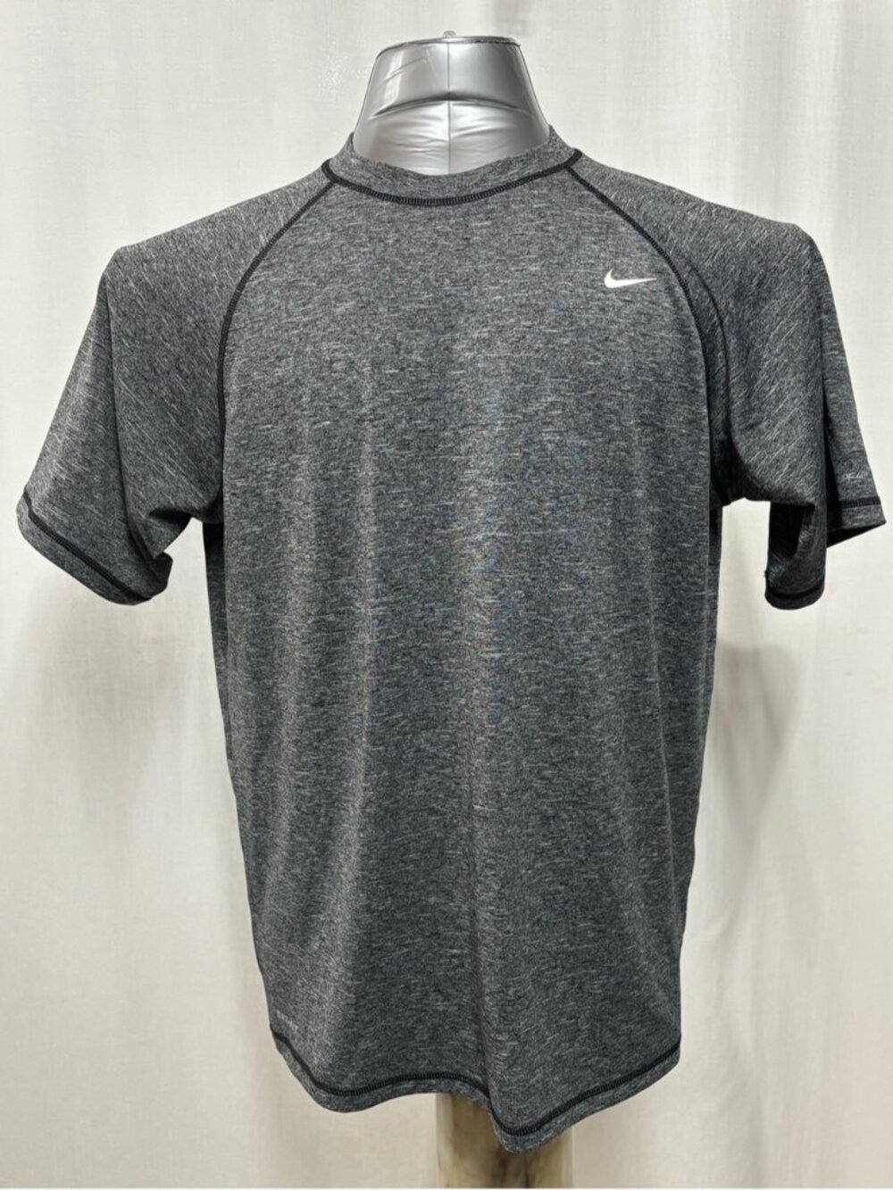 Nike Men's Heather Hydroguard Short Sleeve Dri-Fit Shirt Gray Large 462 active